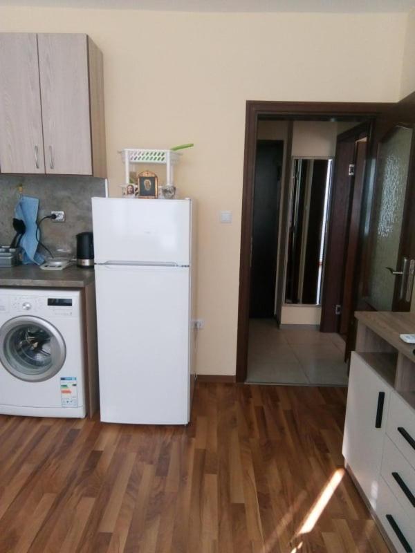 Cozy Apartament Naydenov Apartamento Burgas Exterior foto